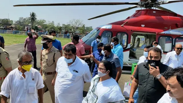 ममता बनर्जी के साथ अणुब्रत मंडल