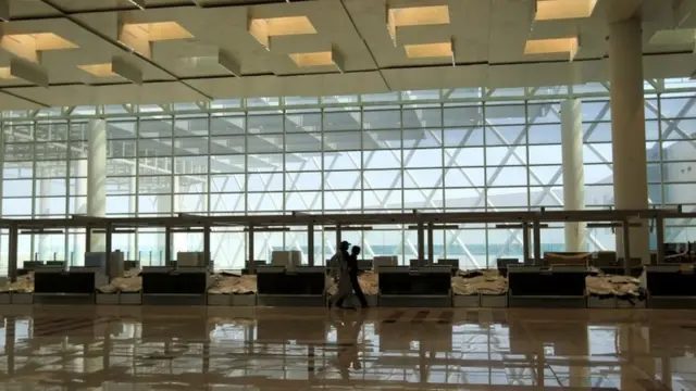 نیو ایئر پورٹ