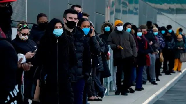 AS, covid-19, vaksin covid-19, ras, kulit hitam, hispanik, kulit putih