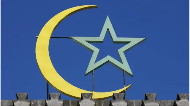 Astaanta Masaajidka Paris