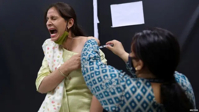 ਕੋਰੋਨਾ, ਵੈਕਸੀਨ