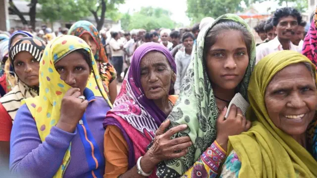 રાજ્ય મુખ્ય ચૂંટણી અધિકારી દ્વારા નોંધાયેલા કુલ મતદારોની સંખ્યા 21 લાખ, 40 હજાર 303 છે