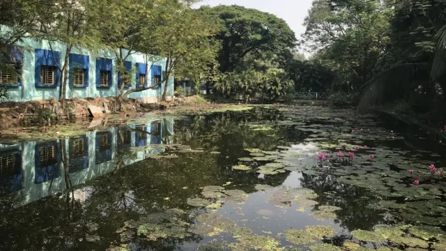 जादवपुर यूनिवर्सिटी