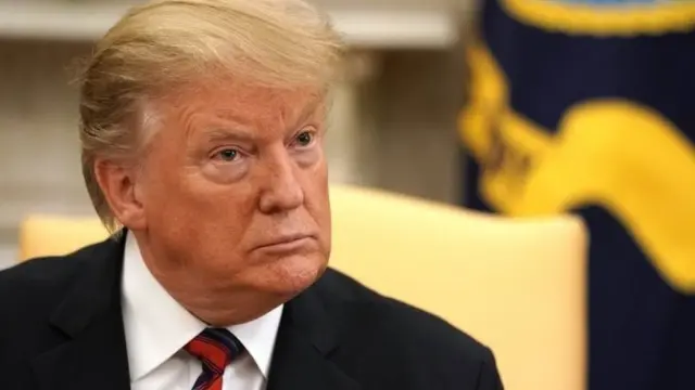 डोनाल्ड ट्रंप