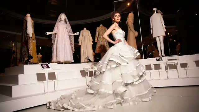 Виставка весільних суконь в Музеї Вікторії і Альберта