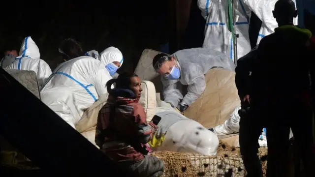 Operación de rescate de la ballena