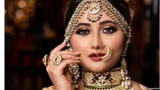 रश्मि देसाई