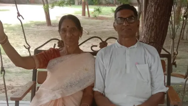 આ દંપતીનો નિયમ એવો છે કે કોઈ સરકારી યોજનાનો લાભ નહીં લેવાનો