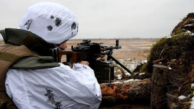 боец