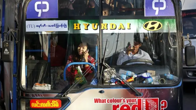 รถเมล์ในเมืองย่างกุ้ง