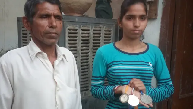 தந்தையுடன் நேகா