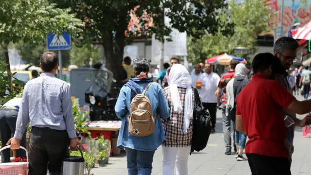 دو زن در ایران