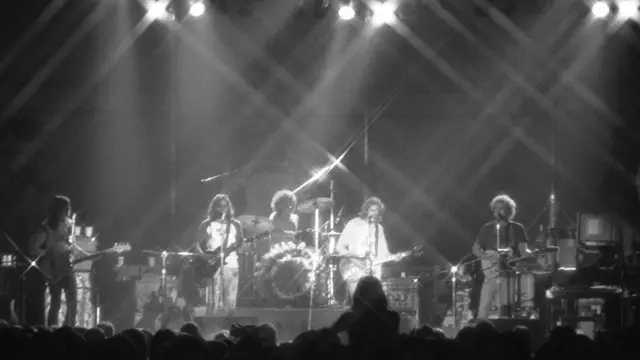 The Eagles'ın Aragon Ballroom, Chicago, Illinois konseri. 26 Nisan 1974