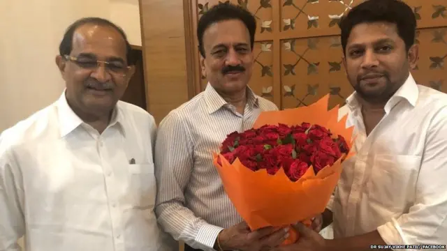 राधाकृष्ण विखे पाटील, गिरीश महाजन आणि सुजय विखे पाटील