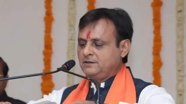 જવાહર ચાવડા ની તસવીર