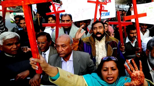 ਆਸੀਆ ਦੇ ਪਰਿਵਾਰ ਨੂੰ ਧਮਕੀਆਂ ਮਿਲ ਰਹੀਆਂ ਹਨ