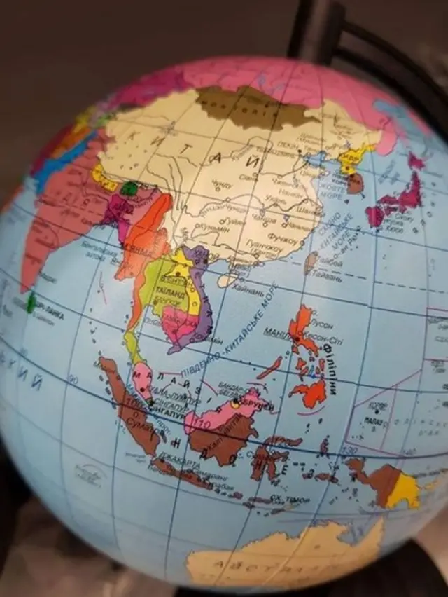 Quả địa cầu bán ở Ukraine được cho là in sai bản đồ Việt Nam