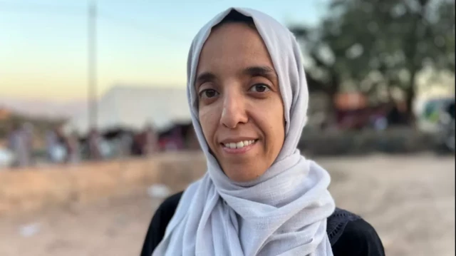 منى فتاة مغربية 