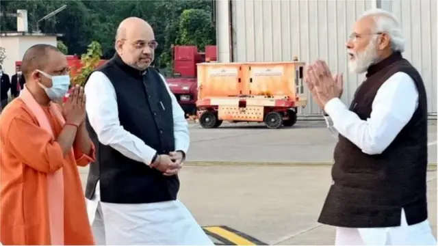 యోగి ఆదిత్యనాథ్