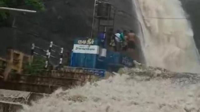 கோடையில் அதீத மழை ஏன்?