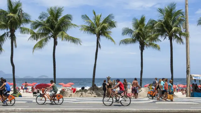 Foto do calçadão do Rio 