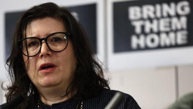 Освобожденная израильская заложница: «Я прошла через ад» - BBC News ...