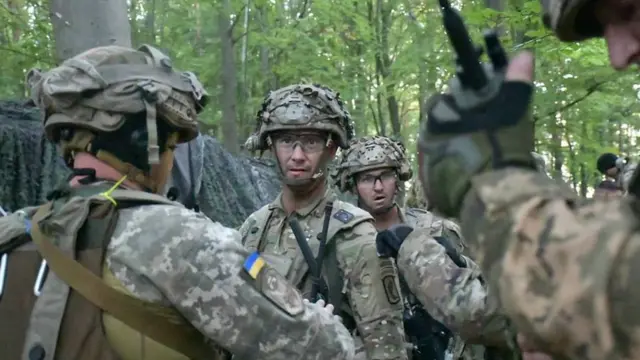 вівйськові