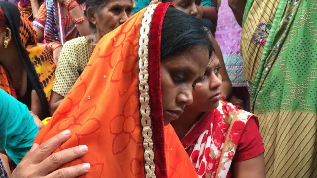 करुणा की मां