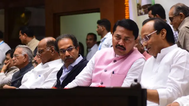 उद्धव ठाकरे, अजित पवार