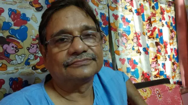 কলকাতায় দ্বিতীয় প্রজন্মের বাঙালি মোহিত রায়, দেখেছেন পূর্ববঙ্গ থেক নতুন দেশে এসে কীভাবে মিশে গেছেন উদ্বাস্তুরা।