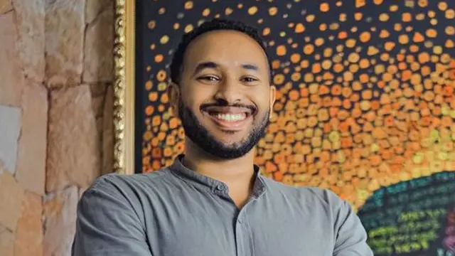 "Turabizi ko bishoboka guhindura imyumvire ku gihugu cyacu ku munsi umwe gusa wa 'streaming'" - Yonaiel Tadiwos ushinzwe ibikorwa muri hotel muri Ethiopia