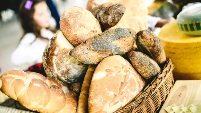 ਤਾਜ਼ਾ ਈਸਟ