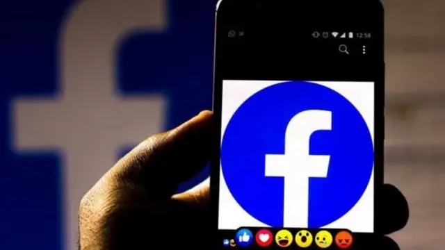 सोशल मीडिया