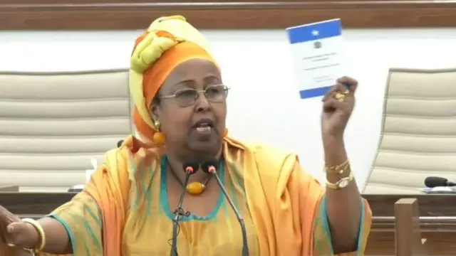 Khadiijo Maxamed Diiriye, Wasiirka Dhallinyarada iyo Ciyaaraha, ahna Xildhibaan ka tirsan Baarlamaanka Federaalka