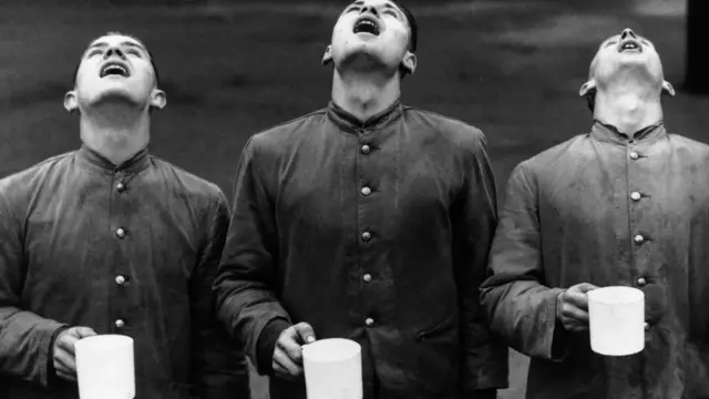 माऊथवॉशने तोंडाची दुर्गंधी जाते हा गैरसमज आहे