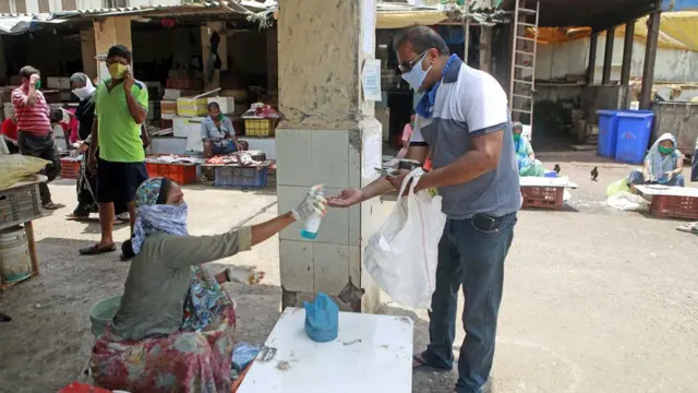 मासे बाजार