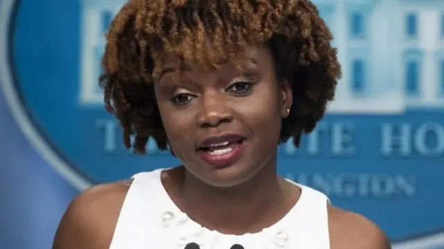 Karine Jean-Pierre yavukiye mw'izinga ry'Ubufaransa rya Martinique muri Caraïbes hanyuma agakurira i Queens muri New York