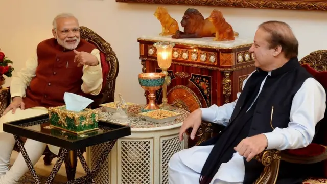 मोदी- नवाज़