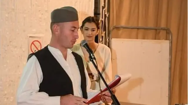 Slađan Ilić u narodnoj nošnji