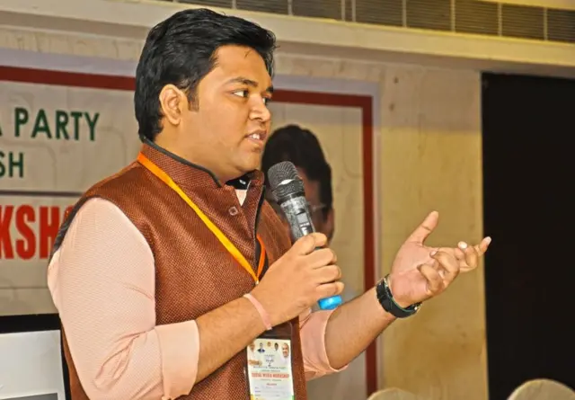 బీజేపీ ఏపీ శాఖ ఐటీ సెల్ కన్వీనర్ సౌరభ్ ఖమర్‌