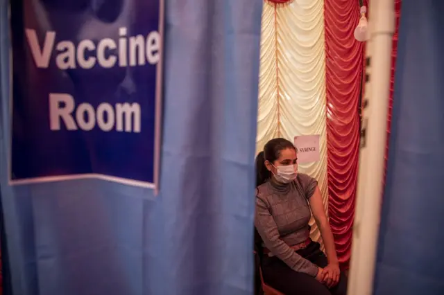 कोभिड खोप