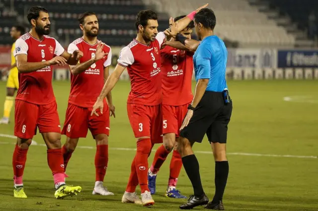 شجاع خلیل زاده