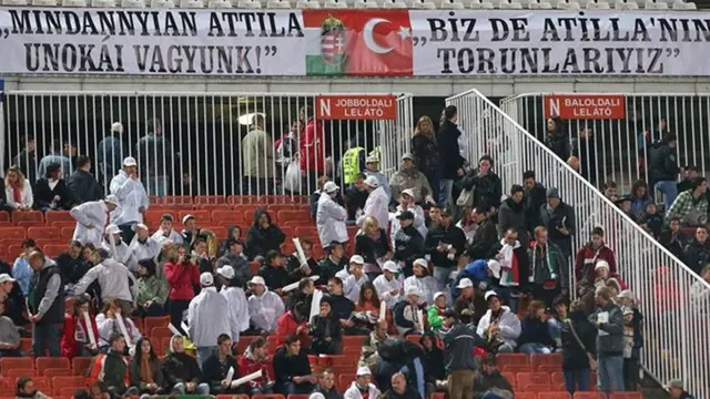 Atilla'nın torunlarıyız pankartı