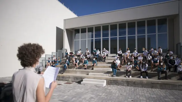 Школа в Турине