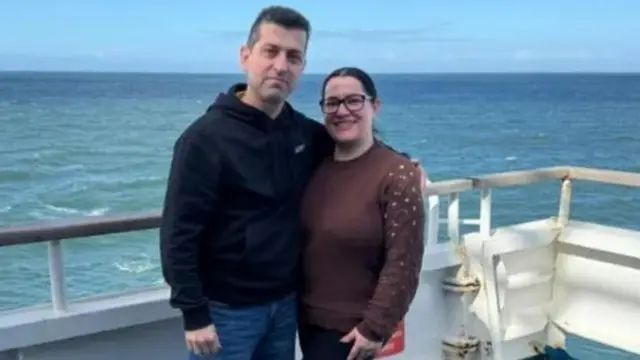 Mehri Jafarpour Shalmani sa suprugom Hamidom