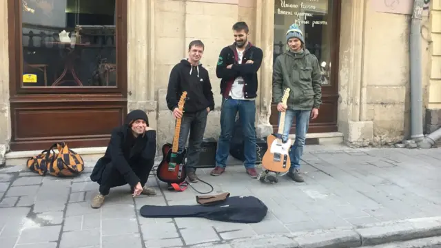 Вуличні музиканти у Львові
