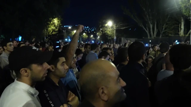 Ermənistanda etiraz