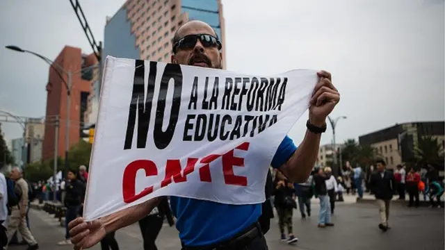 Manifestación contra la reforma de la educación.
