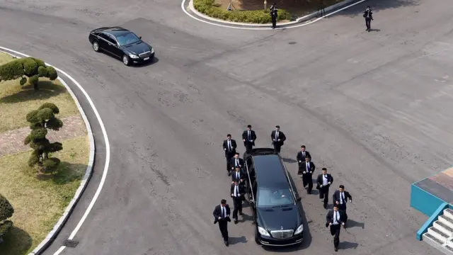 Kim Jong-un de regreso a la zona norte de la zona desmilitarizada.