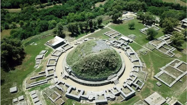 ٹیکسیلا کے باقیات کی تصویر